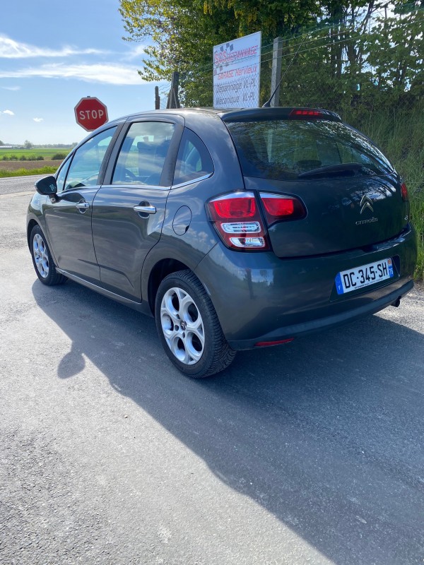 Vente de voitures d'occasion citadine dans votre garage Hervieux