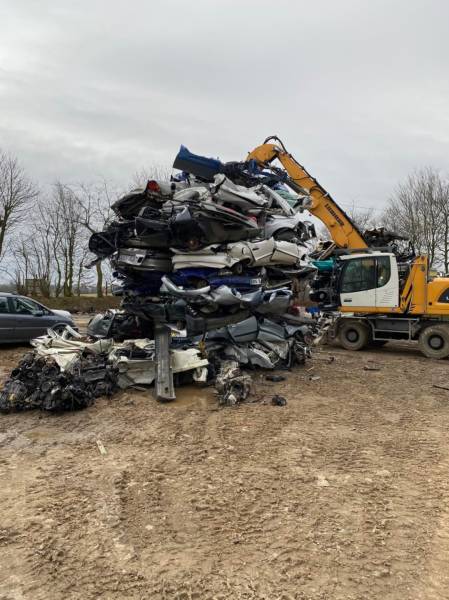 Rachat de véhicules secteur Saint Valéry en Caux : Pour destruction, suite accident, pour achat de pièces détachées